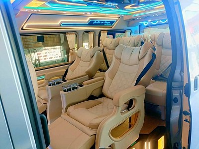 Bangkok van service driver