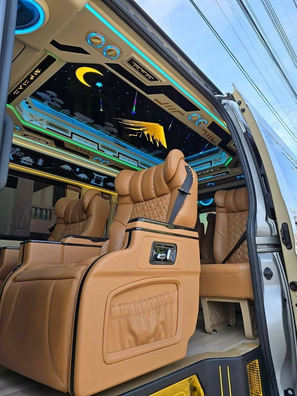 Van service bangkok